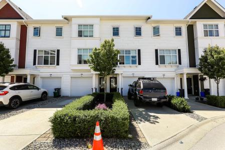 27735 ROUNDHOUSE DRIVE, Abbotsford, British Columbia V4X 0B9, Canada