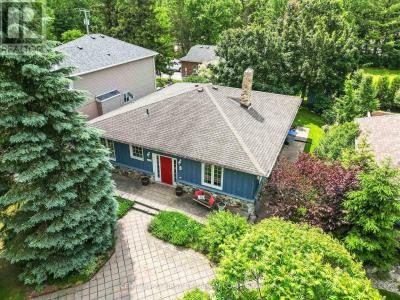 99 DUCHESS AVENUE, Lucan Biddulph (lucan), Ontario N0M 2J0, Canada
