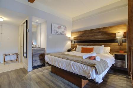 44  Av. de l'Auberge, Orford, Quebec J1X 6J3, Kanada
