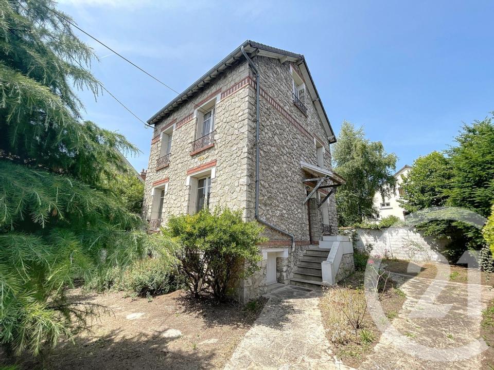 Conflans Ste Honorine, Île-de-France 78700, アキタン