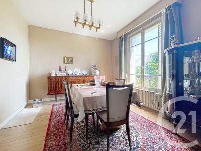 Conflans Ste Honorine, Île-de-France 78700, アキタン