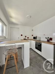 Moulins, Alvernia 03000, Francia