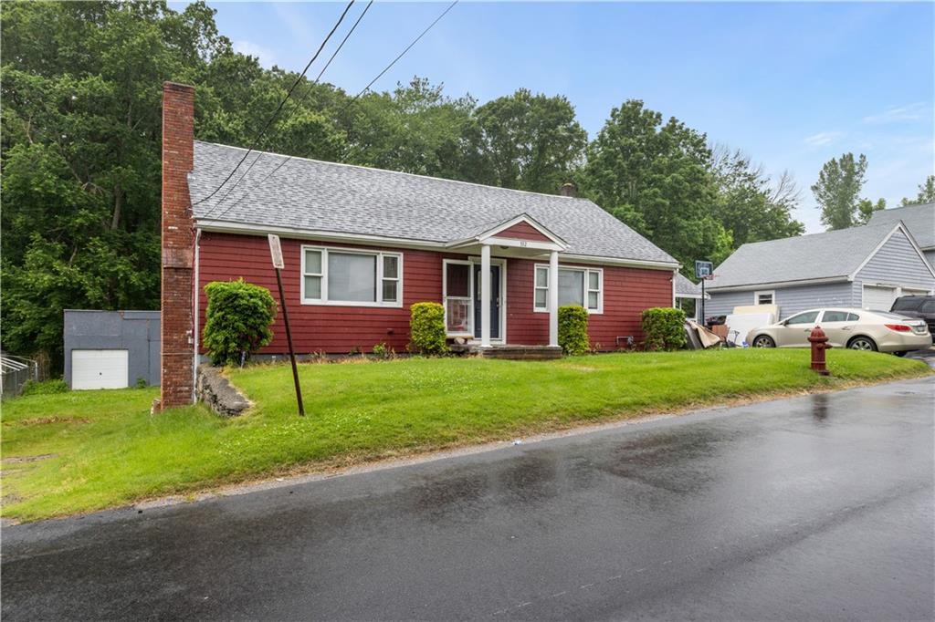 332 10th, Woonsocket, 羅德島州 02895, 美國