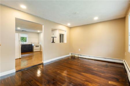 332 10th, Woonsocket, 羅德島州 02895, 美國