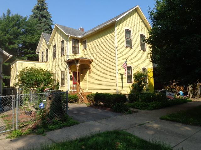 1786 Randall Rd., Cleveland, Ohio 44113, Estados Unidos