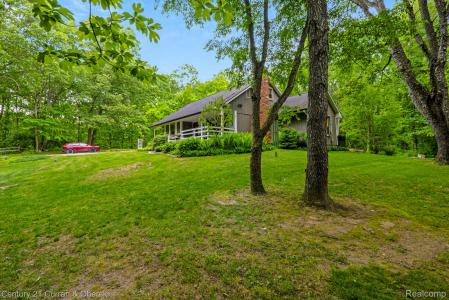 2886 Lorien Drive, Milford Charter Township, Michigan 48381, USA