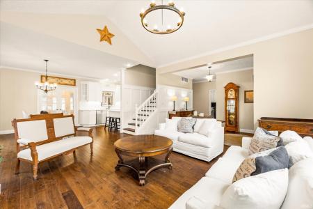 3912 E Stonegate Court, Bloomington, Indiana 47401, Stati Uniti