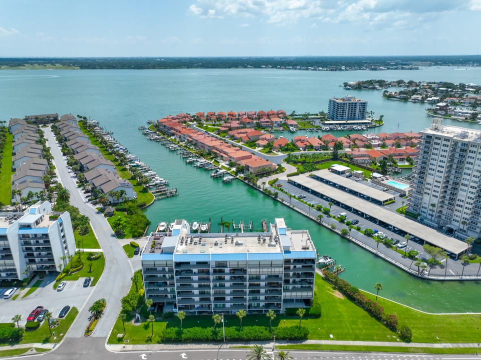 1591 Gulf Blvd # 304S, Clearwater Beach, Флорида 33767, Соединенные Штаты