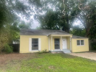 741 MacArthur Ave., Wake Village, Texas 75501, USA