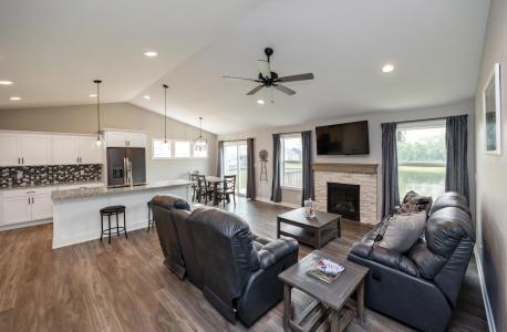 520 Creekview Avenue, Polk City, Iowa 50226