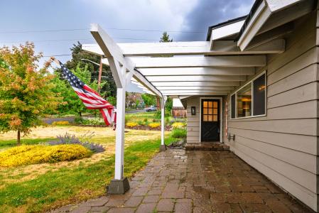 1864 E. LOWELL STREET, Klamath Falls, Oregon 97601, Estados Unidos