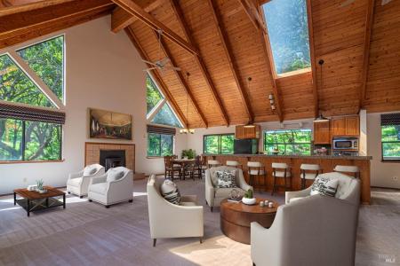 6433 Timber Springs Dr, Santa Rosa, California 95409, USA