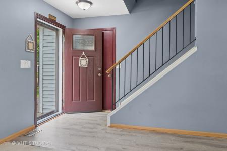 2477 Smithfield Court, Aurora, Illinois 60503, Stati Uniti