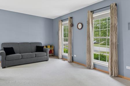 2477 Smithfield Court, Aurora, Illinois 60503, Stati Uniti