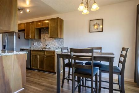 94-1147 Mopua Loop Unit #K8, Waipahu, Havaí 96797, Estados Unidos