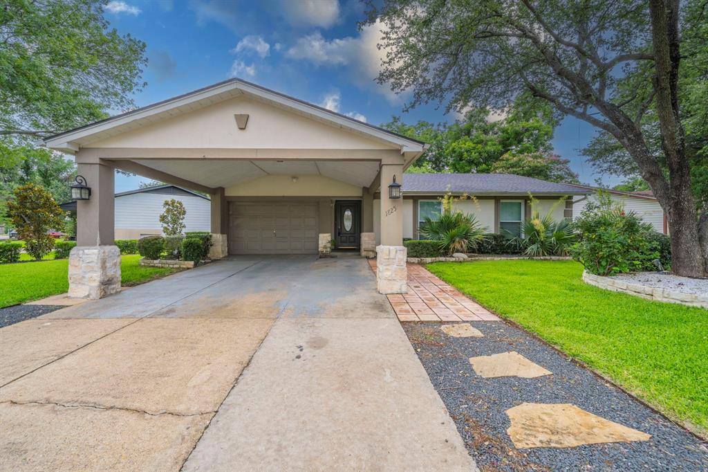 1825 Emerald Drive, Irving, Teksas 75060, Amerika Birleşik Devletleri