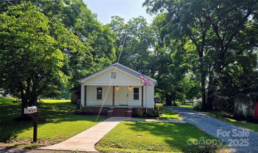616 Laurel Street, Albemarle, ノースカロライナ 28001, アメリカ合衆国