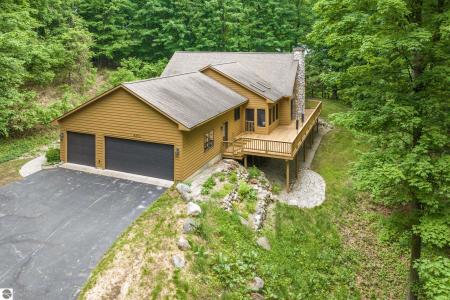 6352 S Westwood Parkway, Suttons Bay, ミシガン 49682, アメリカ合衆国