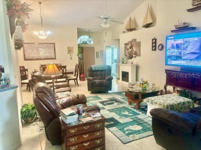 1607 Alexander Crossing Way, Sun City Center, 플로리다 33573, 미국