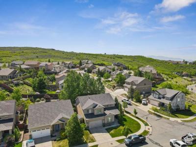 15106 S HEATHER STONE CIR, Draper, יוטה 84020, ארצות הברית של אמריקה 