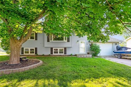 43 Constitution Boulevard, Pleasant Hill, أيوا 50327, الولايات المتحدة