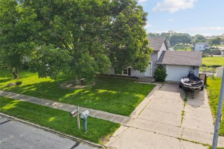 43 Constitution Boulevard, Pleasant Hill, أيوا 50327, الولايات المتحدة