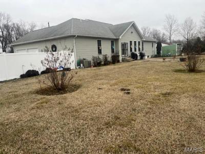 815 Gail Street, Charleston, Missouri 63834, USA
