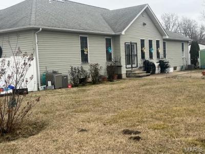815 Gail Street, Charleston, Missouri 63834