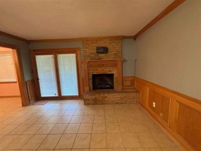 106 Belle Cir, Elgin, Oklahoma 00000, USA