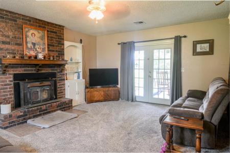 1383 N Peebly Road, Choctaw, Oklahoma 73020, USA