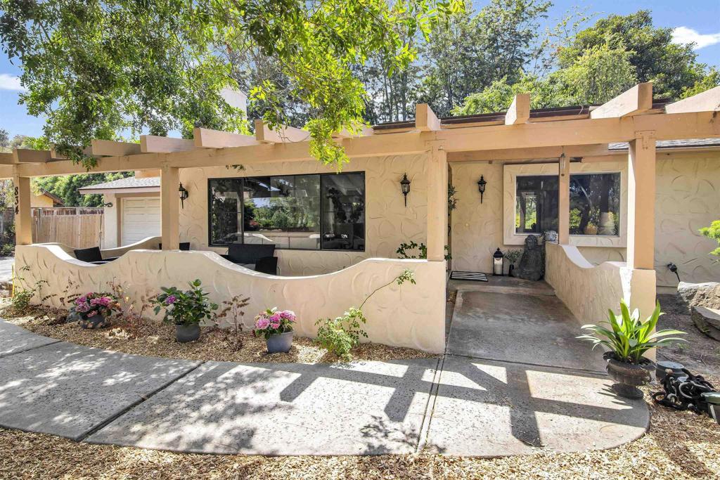 834 Cole Ranch Road, Encinitas, California 92024