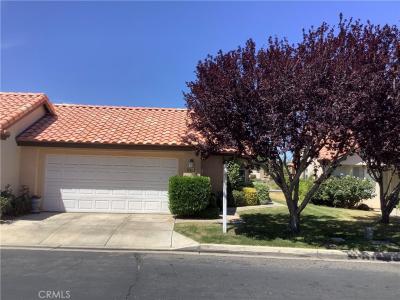 11562 Oak Street, Apple Valley, California 92308, USA