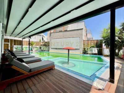 Kopshti Botanik Zoologjik, Tirana, Albania