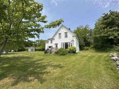 6 LAKE ROAD, Sheet Harbour, Nueva Escocia B0J 3B0, Canadá