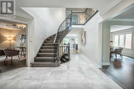 183 MCKEE AVENUE, Toronto (willowdale East), Ontario M2N 4C6, Canadá