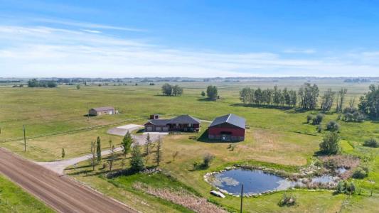 3100 RANGE ROAD 254, Strathmore, Alberta T1P 0K4, Canada