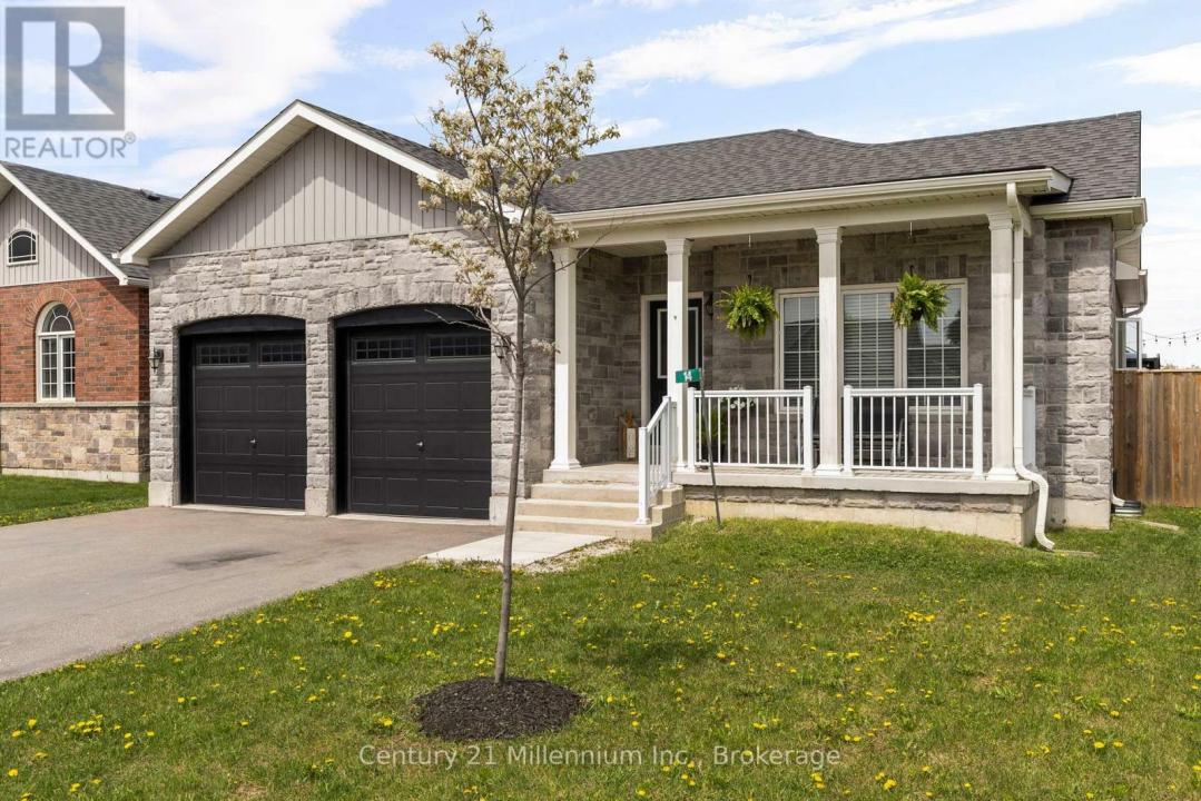 14 DRYSDALE DRIVE, Springwater (elmvale), Ontario L0L 1P0, Canada