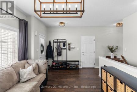 14 DRYSDALE DRIVE, Springwater (elmvale), Ontario L0L 1P0, Canada
