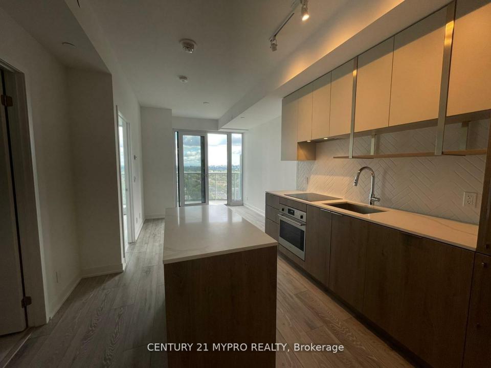 15 HOLMES AVENUE, Toronto, Ontario M2N 0L4, Kanada