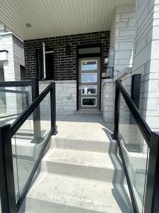 28 VINEWOOD CRESCENT, Barrie, Онтарио L9J 0B7, Канада