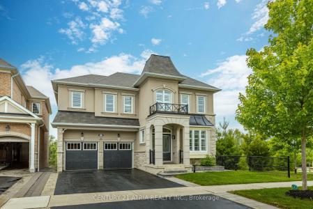 122 DEGRAAF CRESCENT, Aurora, Ontario L4G 0X2, Canada
