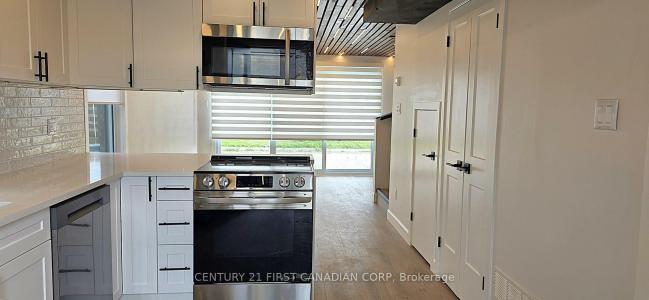 857 DUNDAS STREET, London East, Ontario N5W 2Z8, Canada