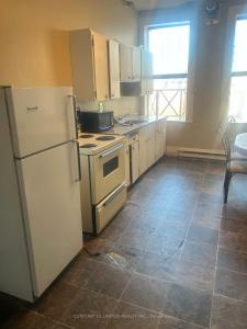 164 CHARLOTTE STREET, Peterborough, 安大略省 K9J 2T7, 加拿大