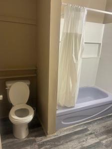 164 CHARLOTTE STREET, Peterborough, Ontario K9J 2T7, Canada