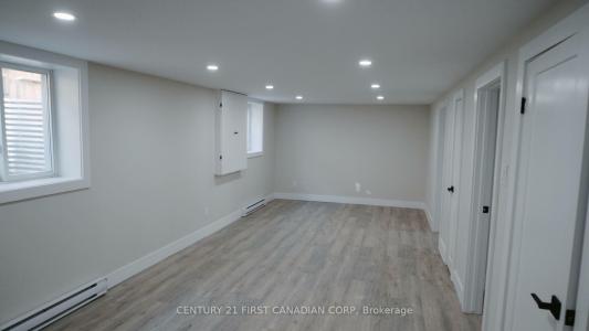 1072 JALNA BOULEVARD, London South, 온타리오주 N6E 2J5, 캐나다