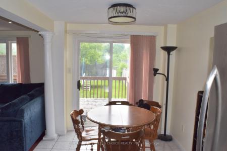 75 HEWITT LANE, Guelph, Ontario N1K 1V7, Kanada