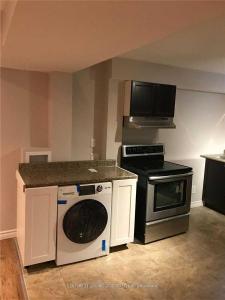 967 MCTRACH CRESCENT, Milton, Ontario L9T 7B9, Canada
