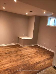 967 MCTRACH CRESCENT, Milton, Ontario L9T 7B9, Canada