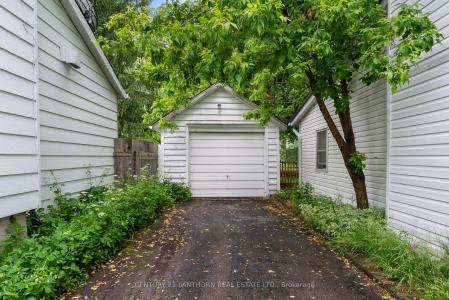 18 ELM STREET, Prince Edward County, Онтарио K0K 2T0, Канада