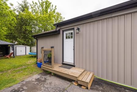 62 GEORGE STREET, Quinte West, Ontario K8V 1R6, Canada